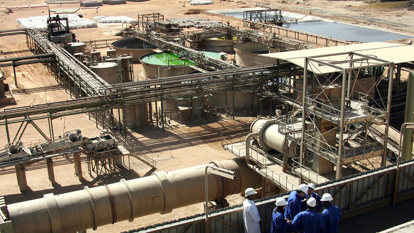 Франция встала на защиту урановых рудников в Нигере