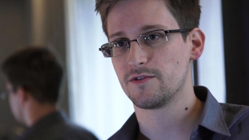 Эдварда Сноудена нельзя выдворить из России без решения суда
