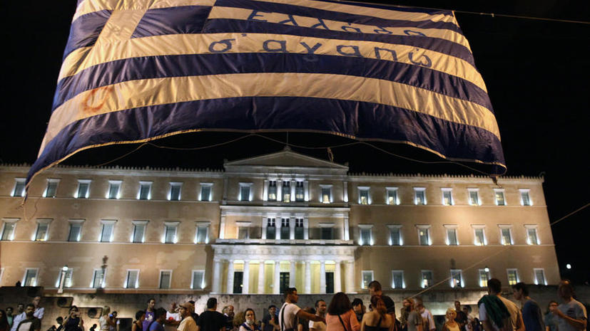 Парламент Греции одобрил закон о новых мерах жёсткой экономии в обмен на помощь кредиторов