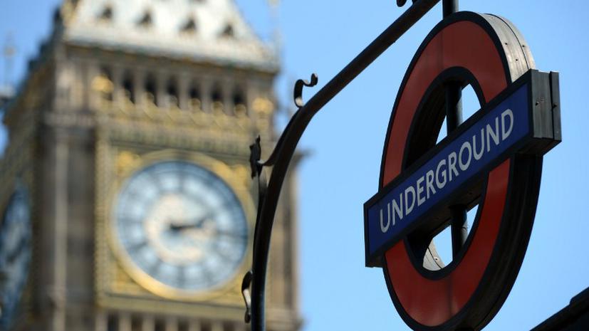 Уборщики лондонского метро устроили новогоднюю забастовку