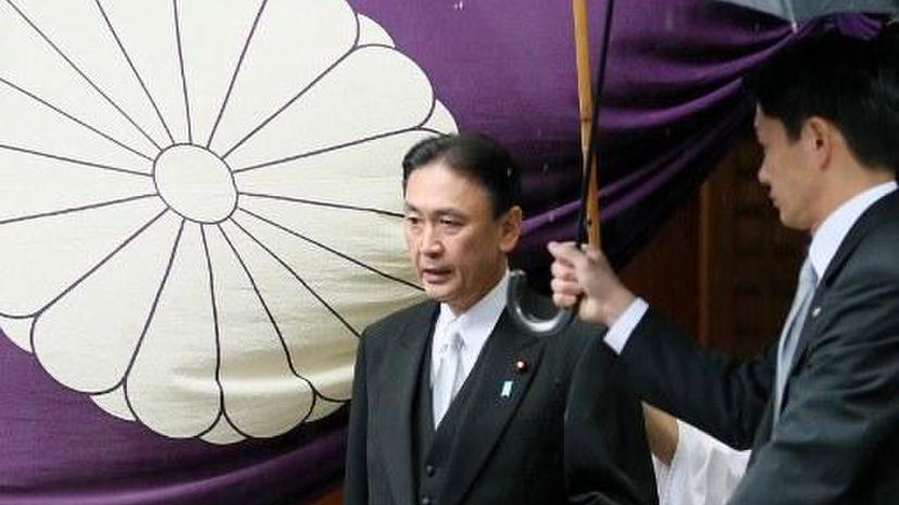 Министр госбезопасности Японии посетил скандально известный храм павших воинов