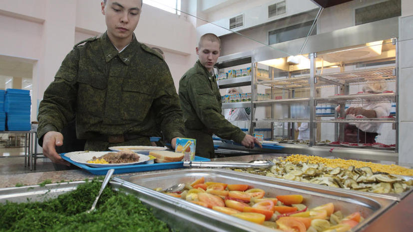 ​Чтобы получить питание, военнослужащим российской армии надо будет сдавать отпечатки пальцев