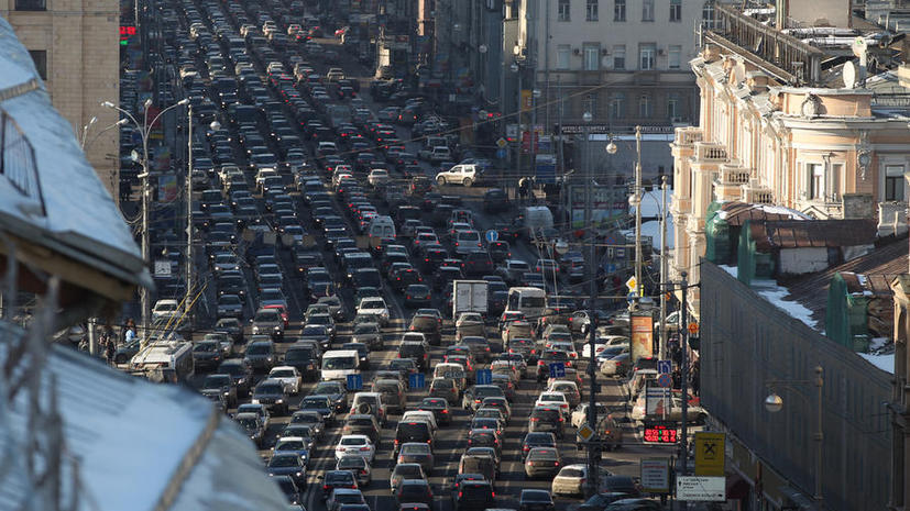 Московские водители будут получать SMS-оповещения о пробках