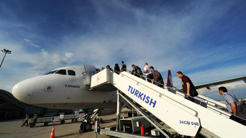 Turkish Airlines не будут запрещать алкоголь на российских рейсах