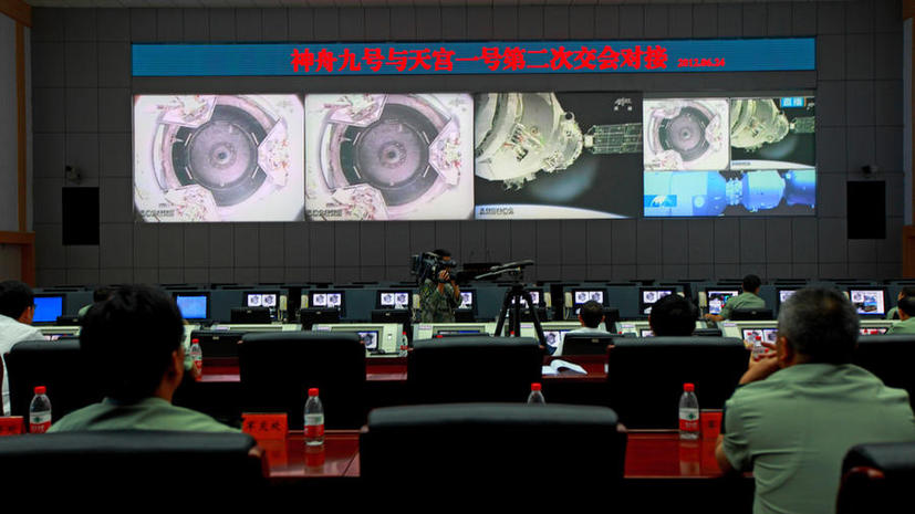 Китайский пилотируемый космический корабль приготовился к старту