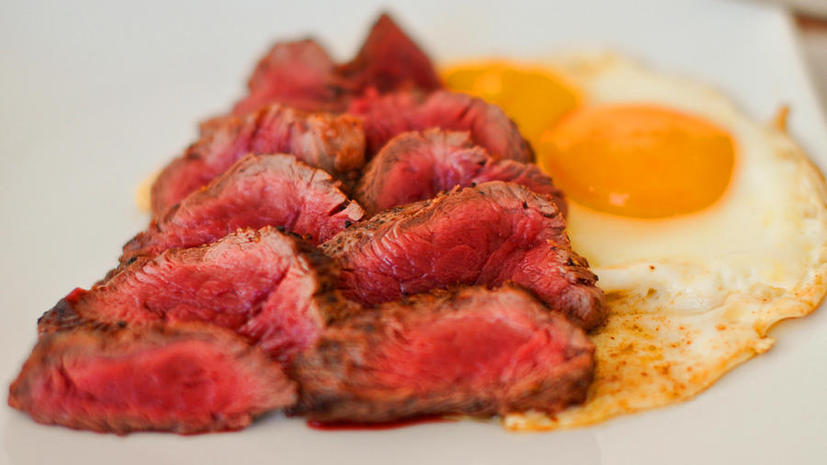 Красное мясо способствует развитию сердечных заболеваний – ученые