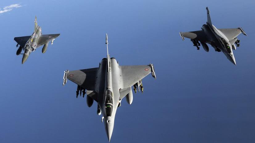 ВВС Франции начали бомбить лагеря боевиков на севере Мали