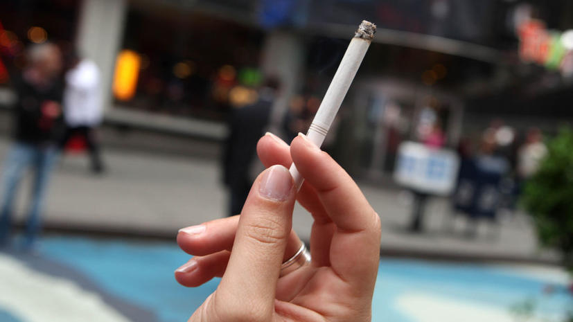 Заставить людей бросить курить выгоднее, чем повышать налоги на табак