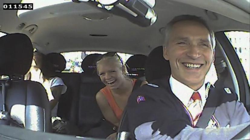 Пассажирам такси премьер-министра Норвегии платили за съёмки