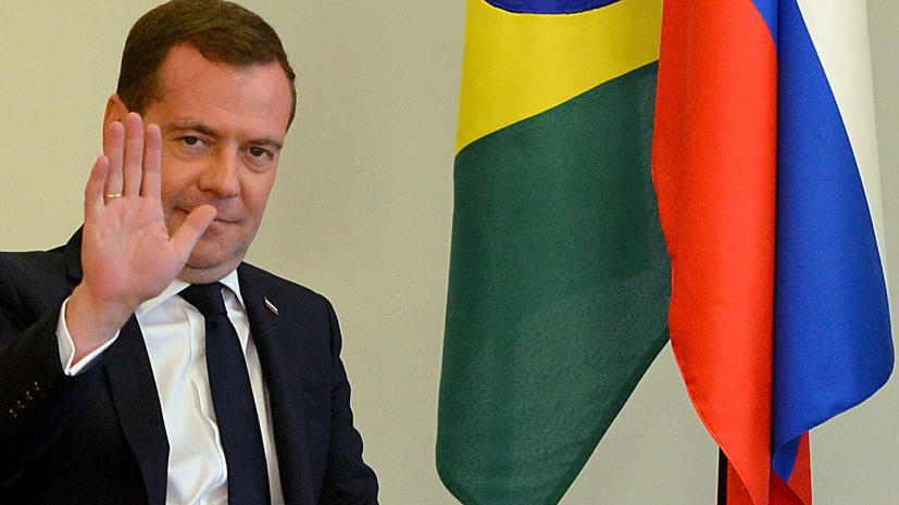 Медведев поделится с Бразилией военными технологиями