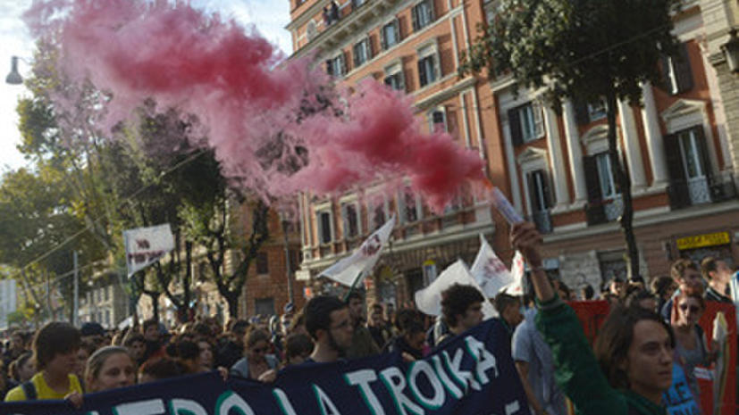Итальянцы протестуют против политики Марио Монти