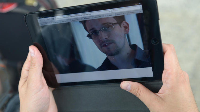 Сноуден попросит российскую полицию защитить его от американской расправы