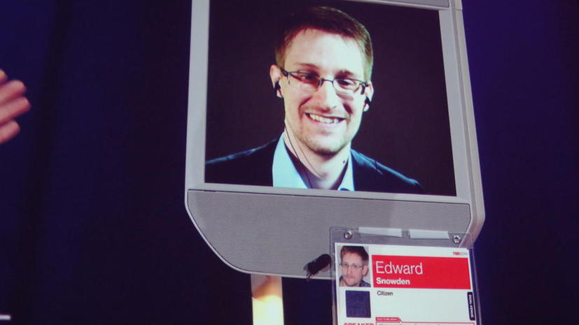 Эдвард Сноуден: Власти США забрали у меня паспорт, чтобы представить русским шпионом