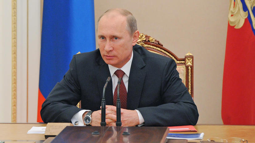 Владимир Путин обсудит c чиновниками первые результаты ЕГЭ-2013