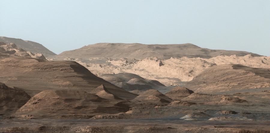 Curiosity сделал новые фотографии марсианских гор