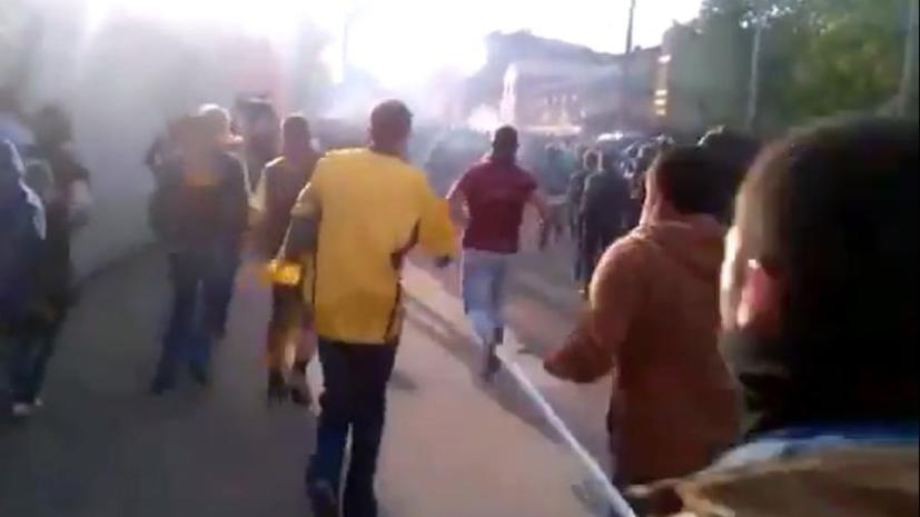 В Харькове футбольные фанаты спровоцировали драку со сторонниками федерализации