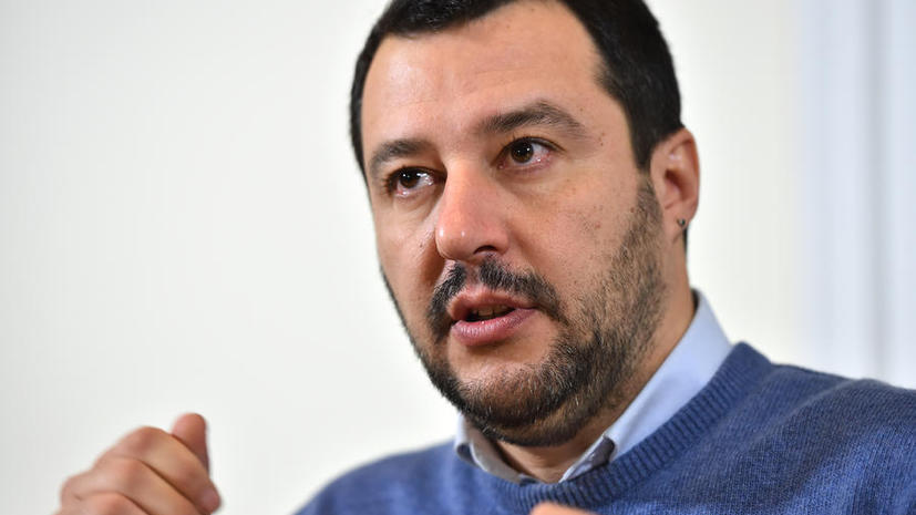 ​Итальянский политик нелестно отозвался обо всех, кто выступает против Путина