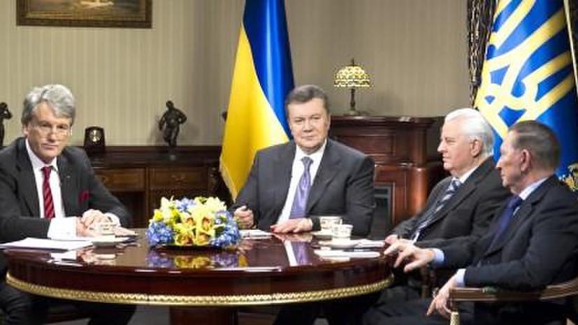 Виктор Янукович пообещал освободить участников акций протеста