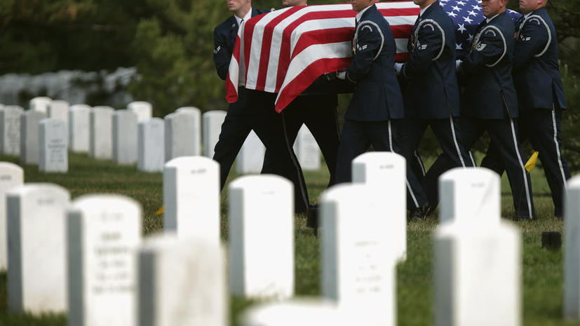 Сотрудница Пентагона раскрыла махинации на Арлингтонском кладбище и была уволена