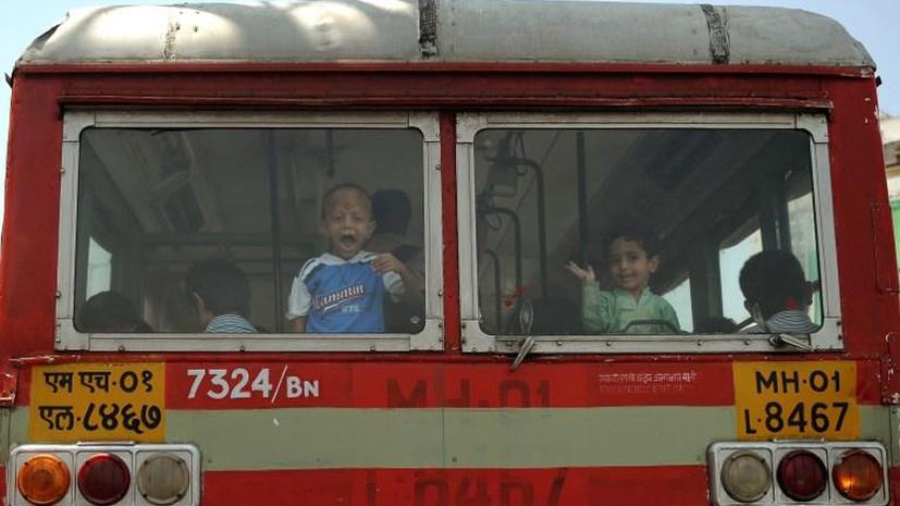 В Индии арестован водитель школьного автобуса, который показывал детям порноклипы
