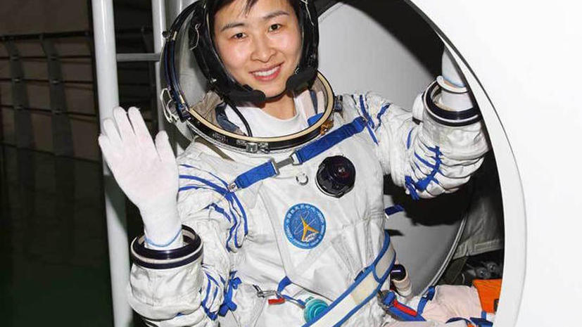 Первая китайская женщина-космонавт – Лю Ян
