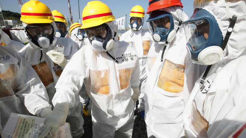 Шестеро рабочих АЭС Фукусима получили дозу радиации