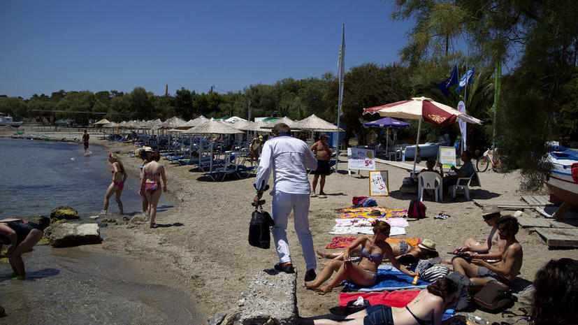 Греция отменяет визы на острова, чтобы спастись от банкротства
