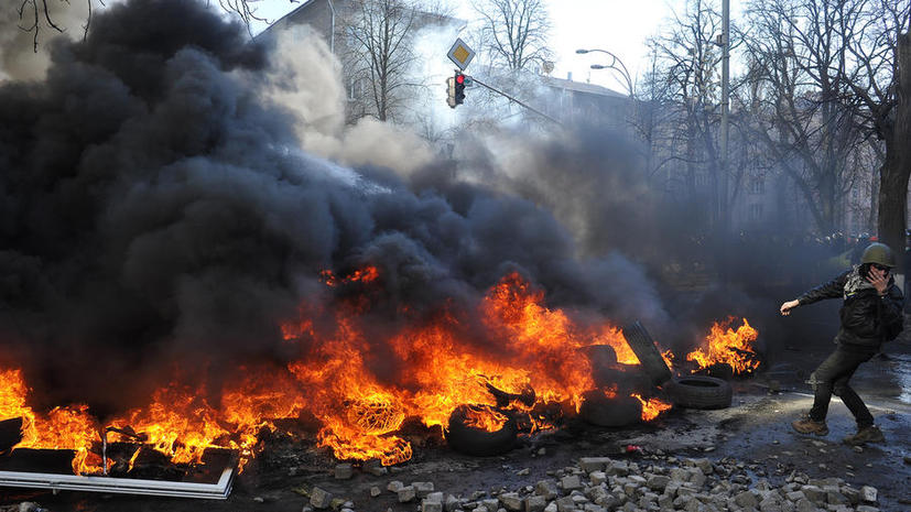 Украина заверила Евросоюз, что не будет применять оружие против мирных демонстрантов