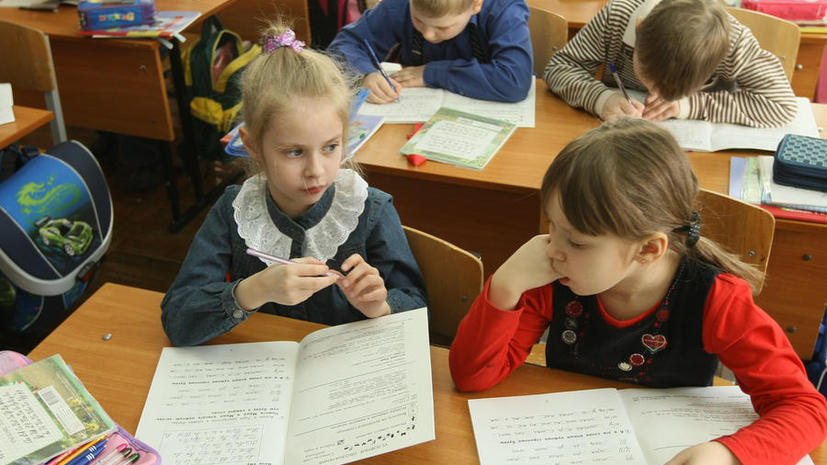 СМИ: Депутаты просят Минобрнауки ввести в школьную программу уроки истории «крымской весны»