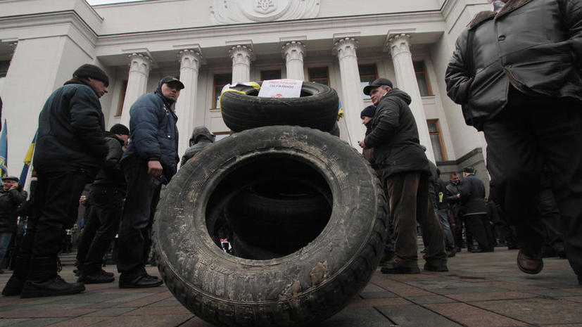 Правительство Украины перешло в режим экономии
