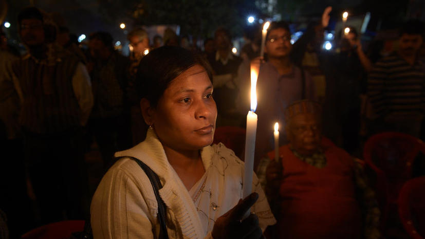 Семья сожжённой заживо жительницы Индии обвиняет полицию в попытке «избавиться» от тела убитой