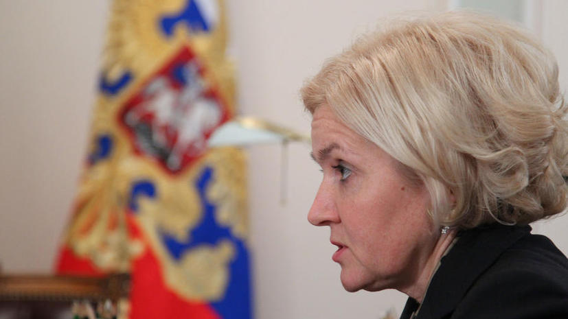 Вице-премьер не отпустит российских сирот в однополые семьи