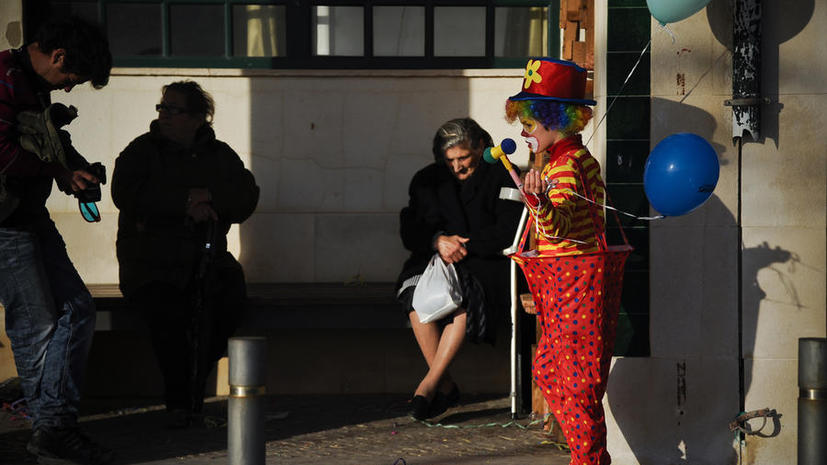 В Австралии ищут вооружённого клоуна, говорящего на непонятном языке