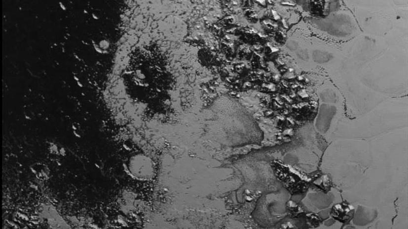 NASA опубликовало изображения двух маленьких лун Плутона, заснятых зондом New Horizons