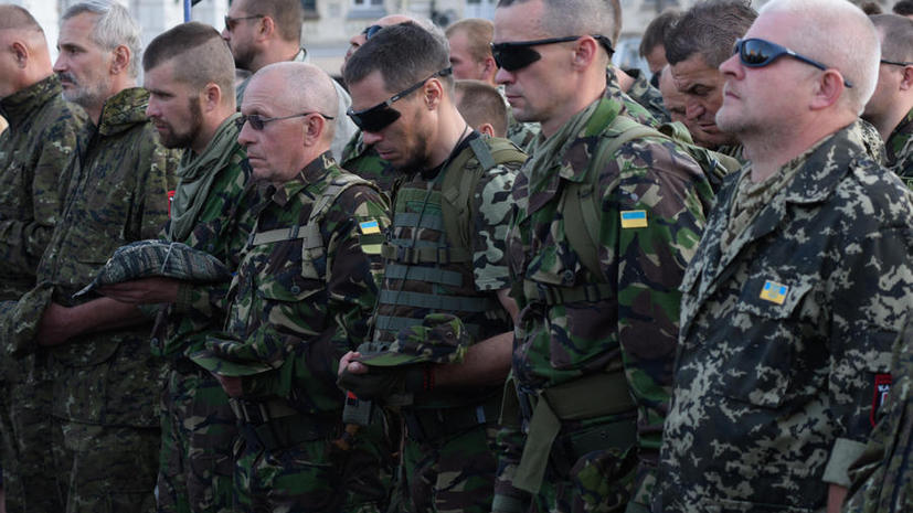 Британские СМИ: Боевики-националисты вышли из-под контроля Киева
