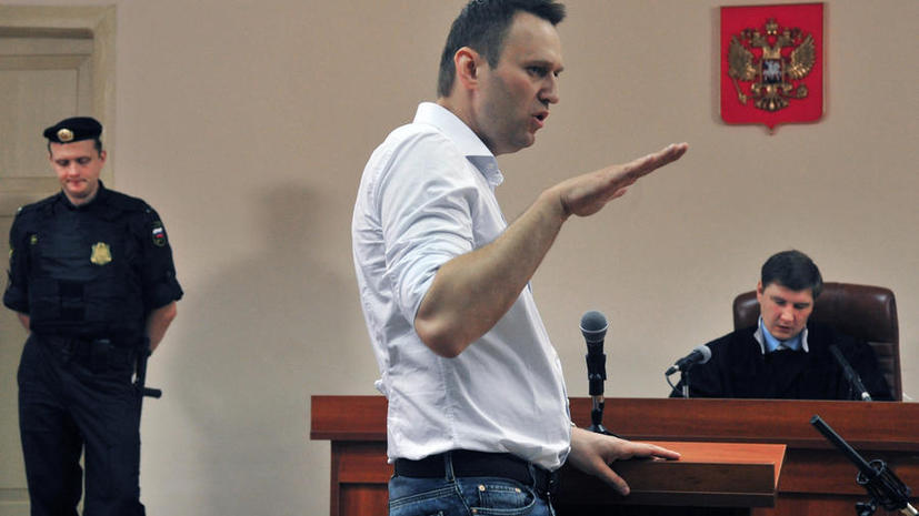 Прокурор потребовал приговорить Алексея Навального к шести годам лишения свободы