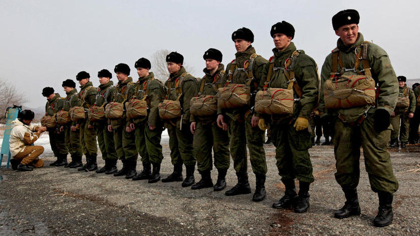 Бывших иностранных граждан, ставших россиянами, обяжут служить в армии
