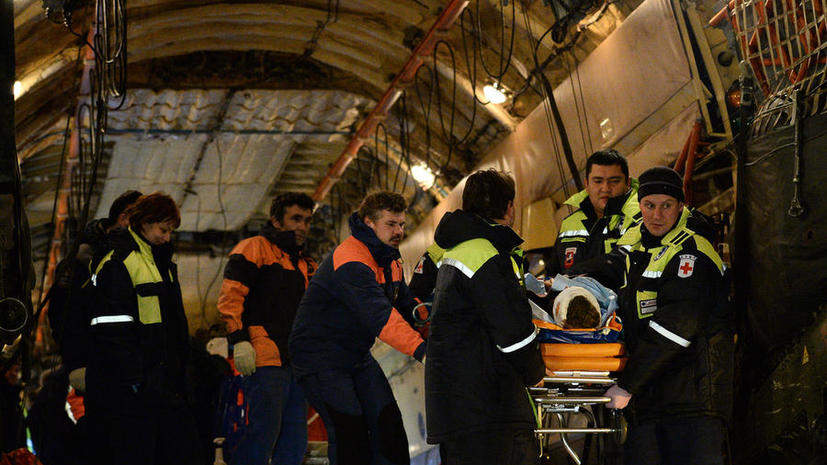 Самолёт МЧС России доставил в Москву семь пострадавших при терактах в Волгограде