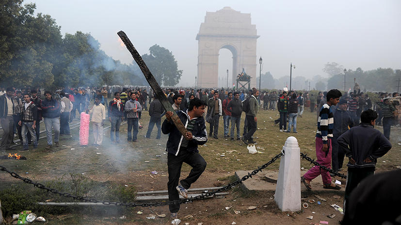 В Индии проходят массовые протесты против насилия в стране