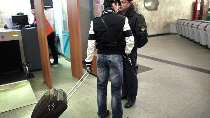 Пассажиров московского метро обяжут проходить через металлодетекторы