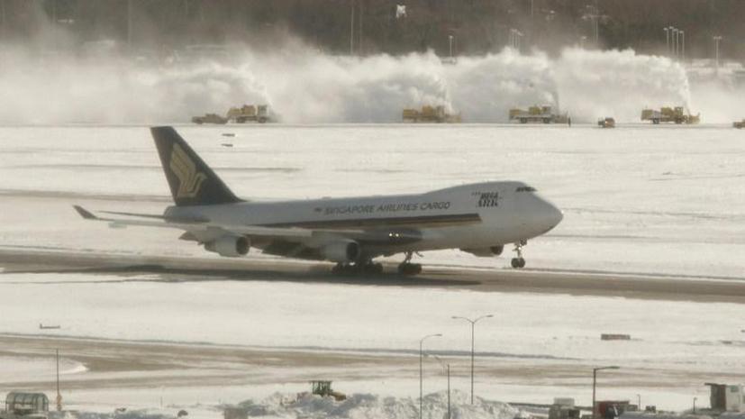 Задержки авиарейсов из-за морозов в США стоили авиакомпаниям более $1 млрд