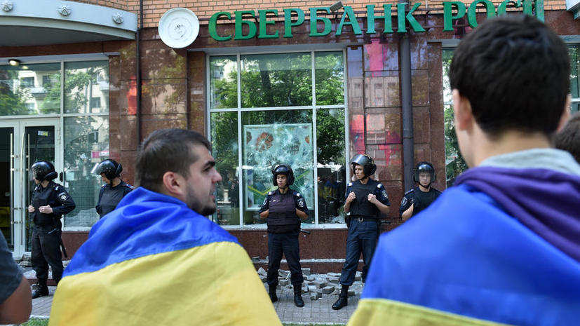 Украина вслед за ЕС и США вводит санкции против российских компаний