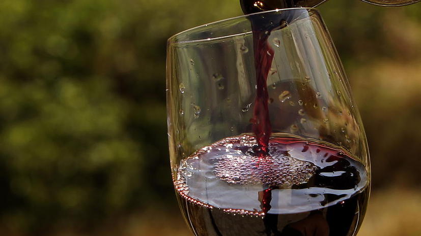 Американцы рассчитываются  по кредитам дорогим вином