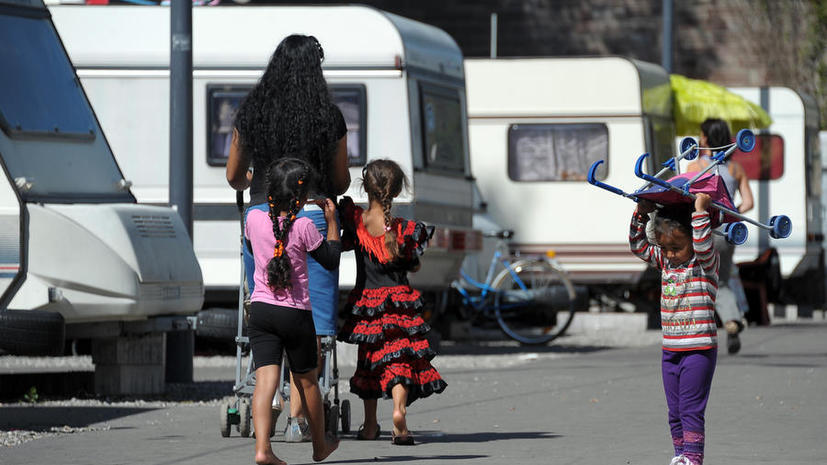 В центре Парижа по решению властей может возникнуть цыганское гетто