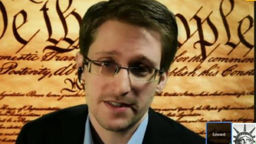 Эдвард Сноуден: АНБ США способно перехватить 100% телефонных звонков в одной из зарубежных стран