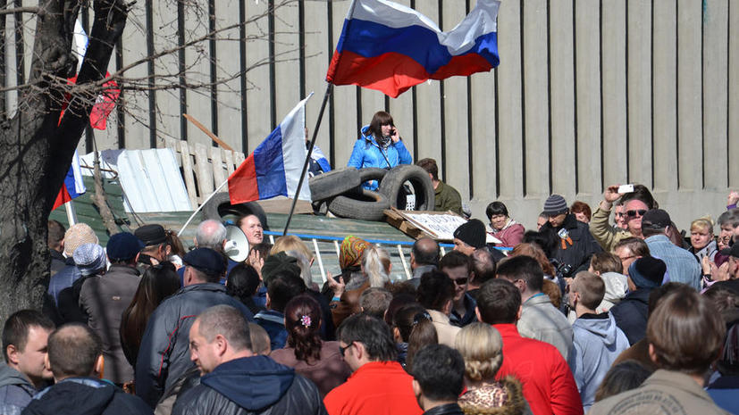 Сторонники федерализации в Луганске провозгласили «народную республику»