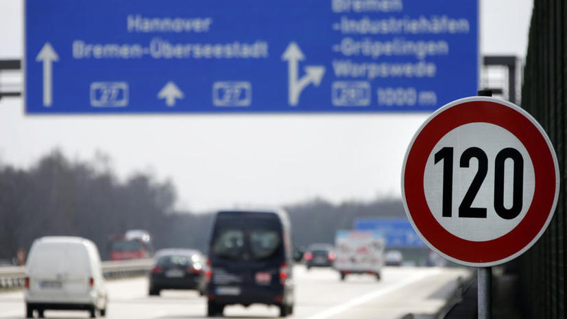 В Германии переделывают автобаны под беспилотные авто: уже через 5 лет водители уйдут в прошлое