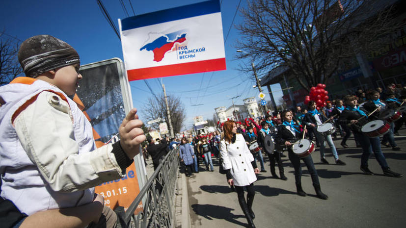 СМИ: Жители Крыма никому не позволят украсть победу, которую они одержали год назад