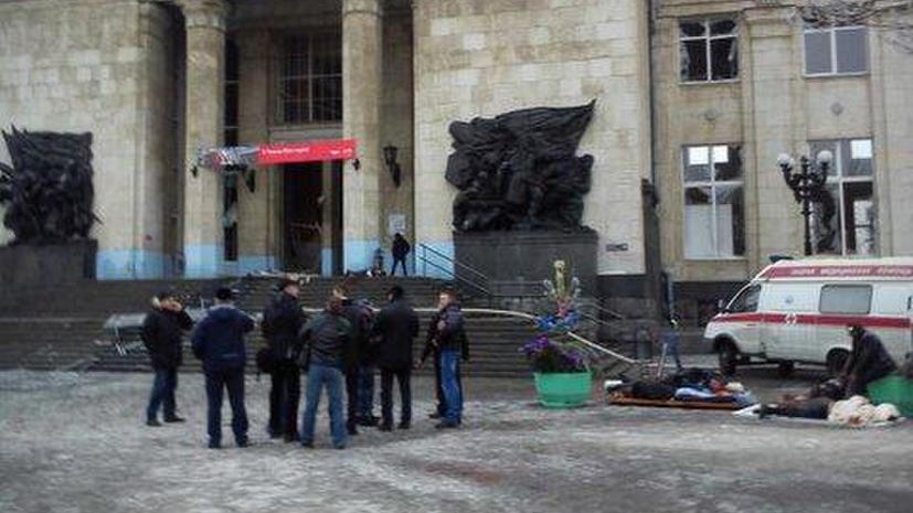 Взрыв на вокзале в Волгограде: первые кадры с места происшествия и сообщения очевидцев — РТ на русском