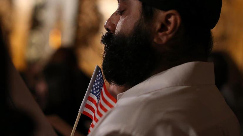 США временно закроют свои диппредставительства в исламском мире